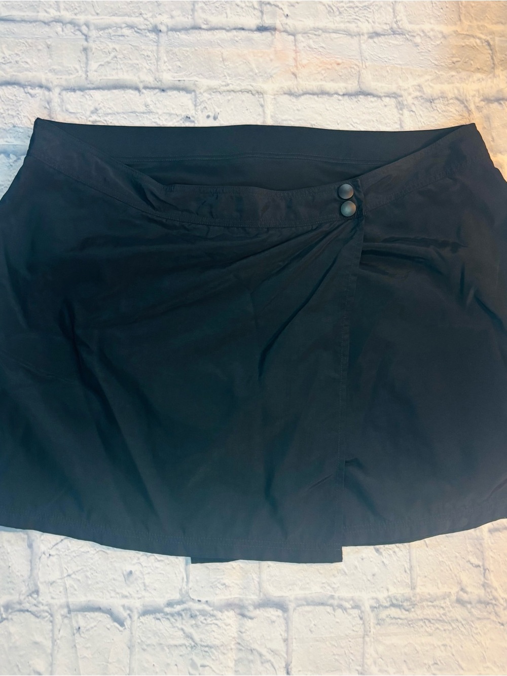 Women’s Swim Skirt In Black by Lands End Size 14